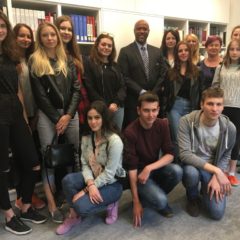 Wizyta uczniów w konsulacie generalnym USA w Krakowie