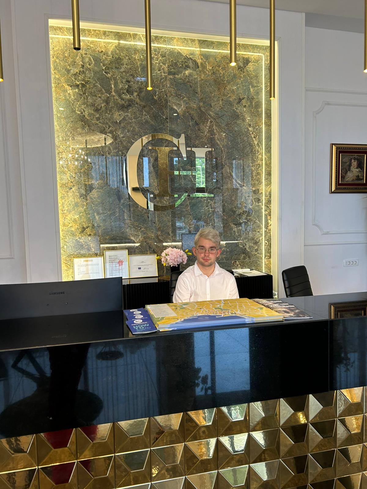 506058459_122139919694747927_6448919168683648679_n