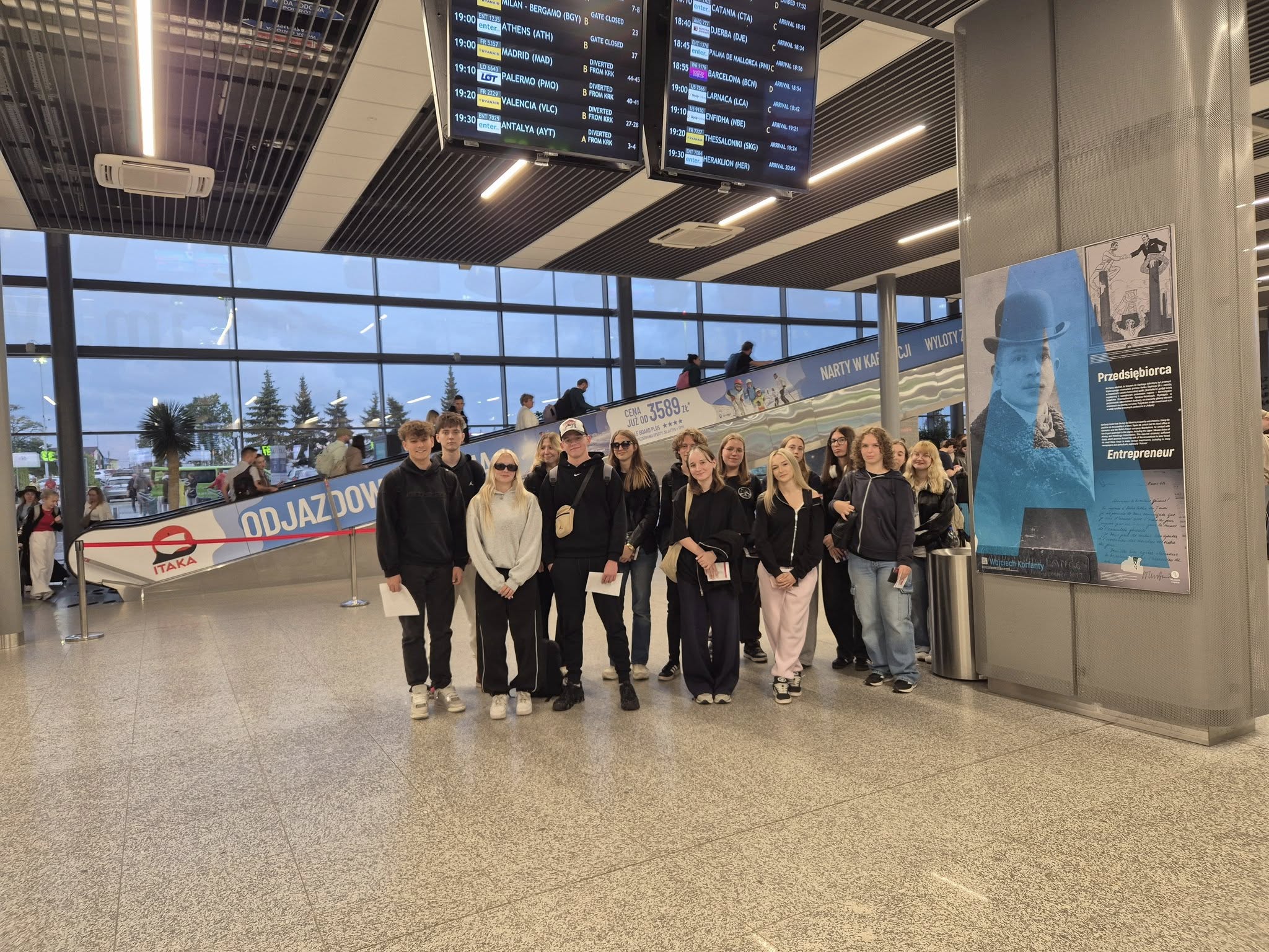 547272305_122156055428747927_6903194586597131018_n