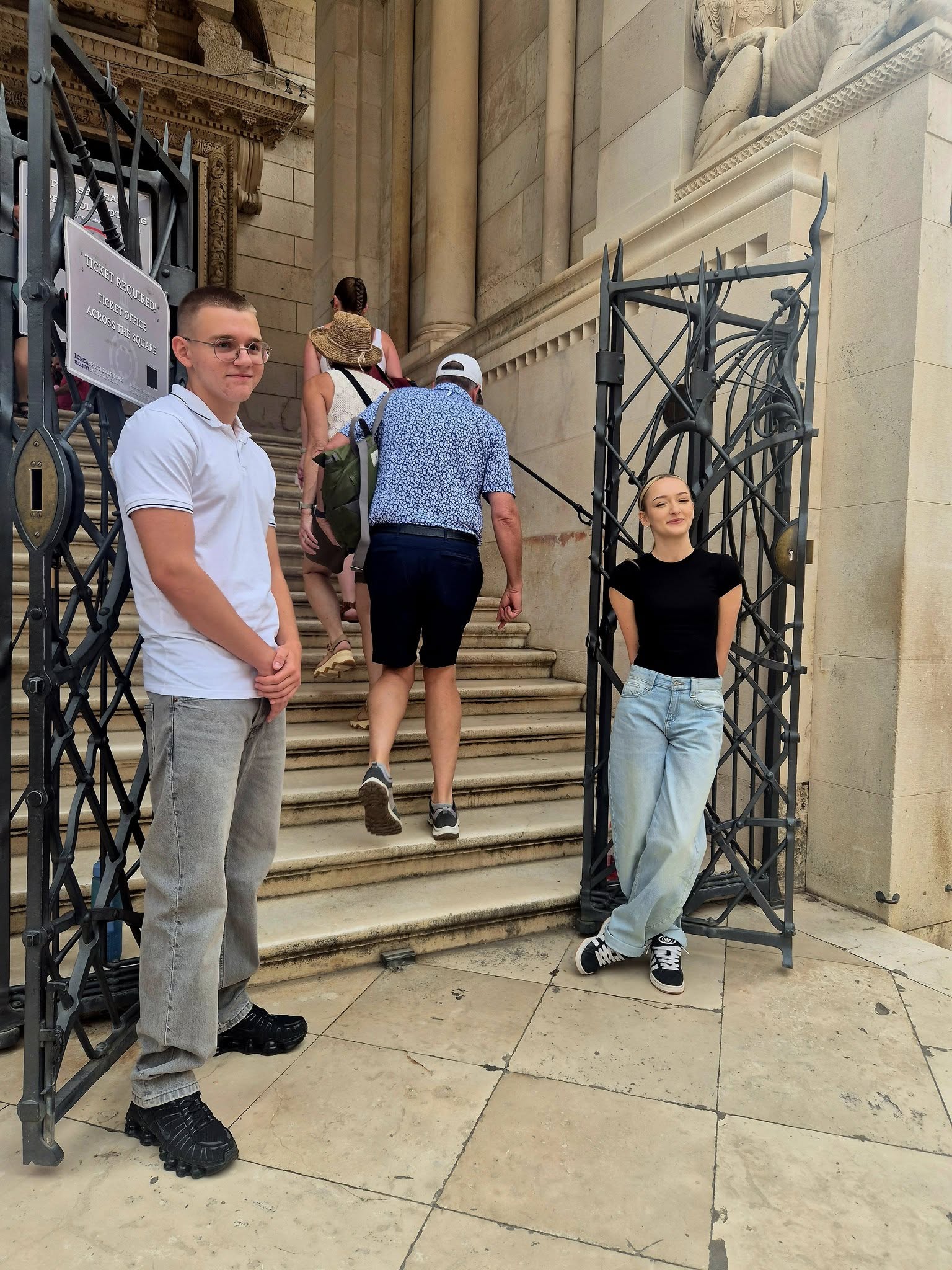 548191739_1321640999756086_1809649994524446994_n