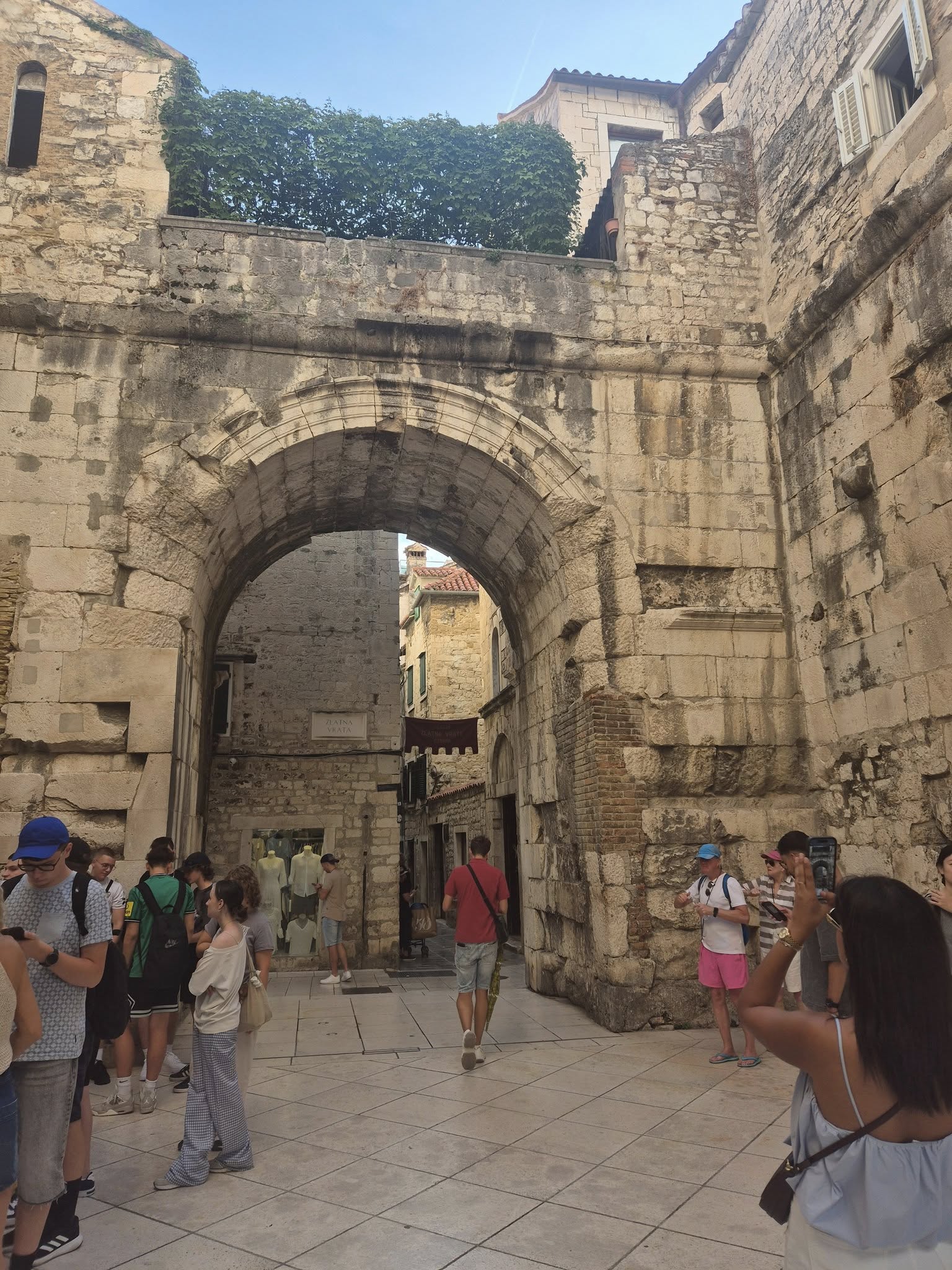 548282840_122156691326747927_2672386027997171220_n