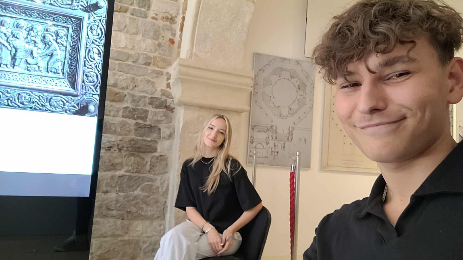 550558657_122157210812747927_7532073979518608040_n