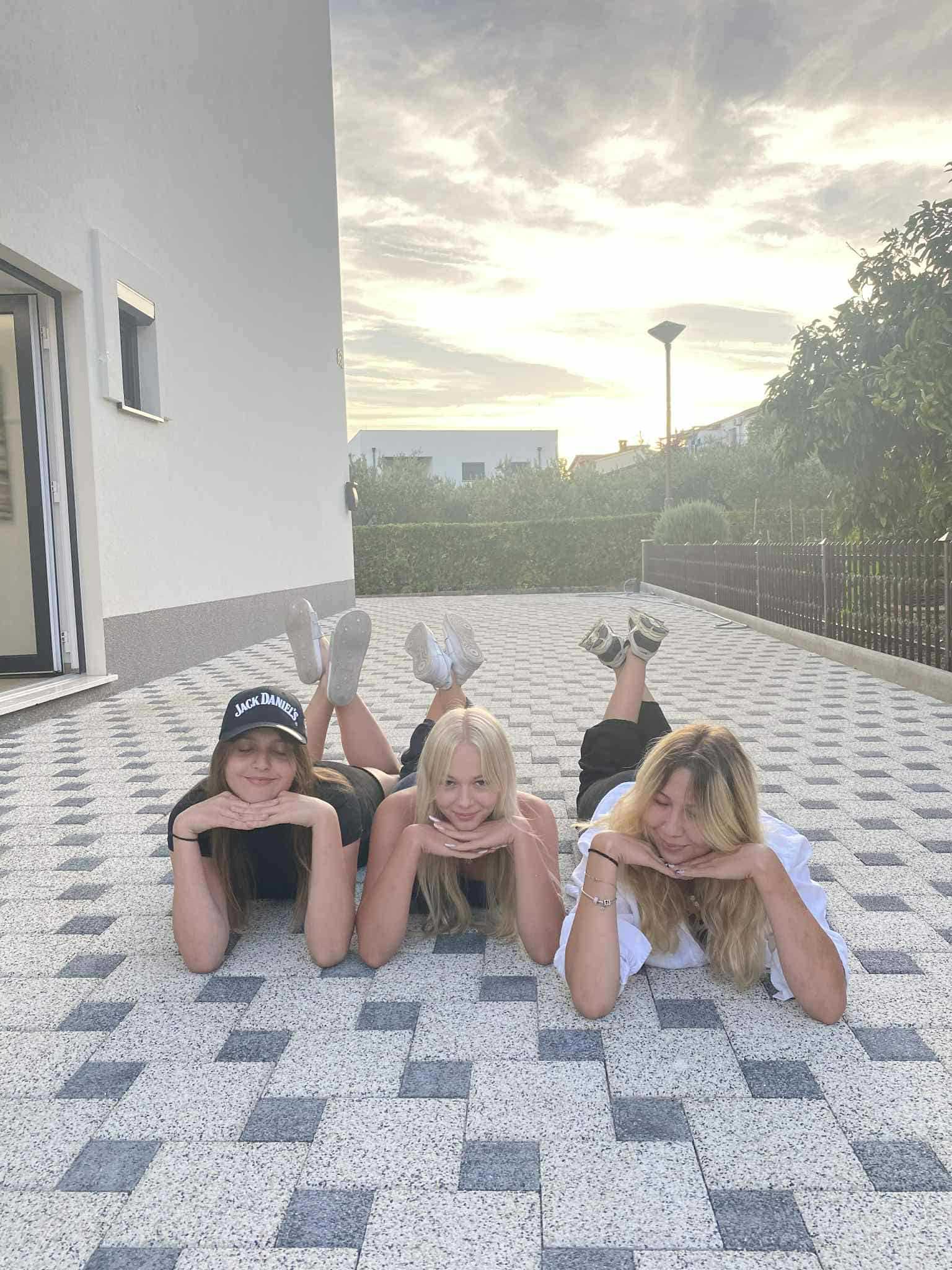 551969637_122157558290747927_6760571795256525822_n