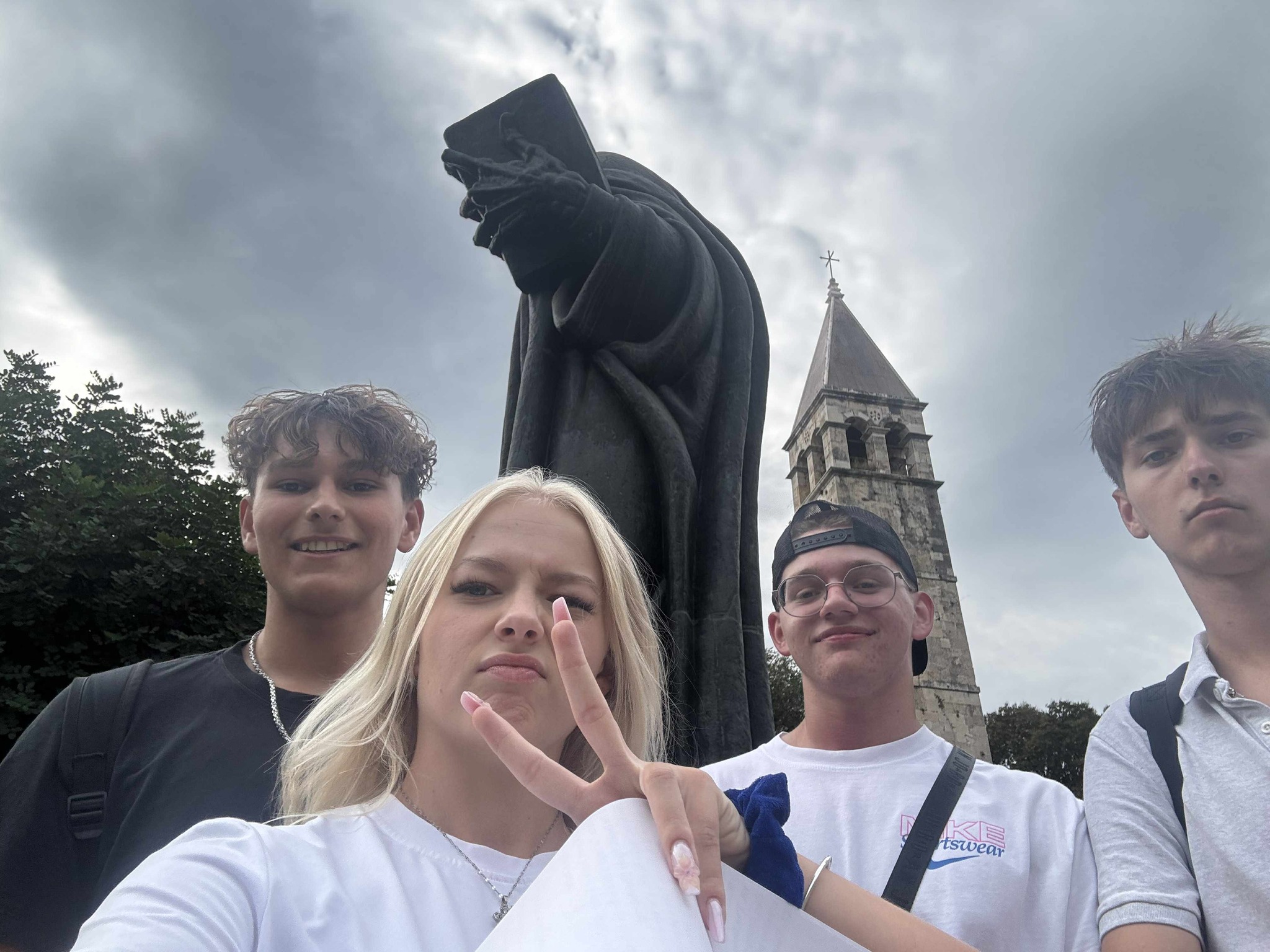 552593683_122157948428747927_5946545572844161821_n