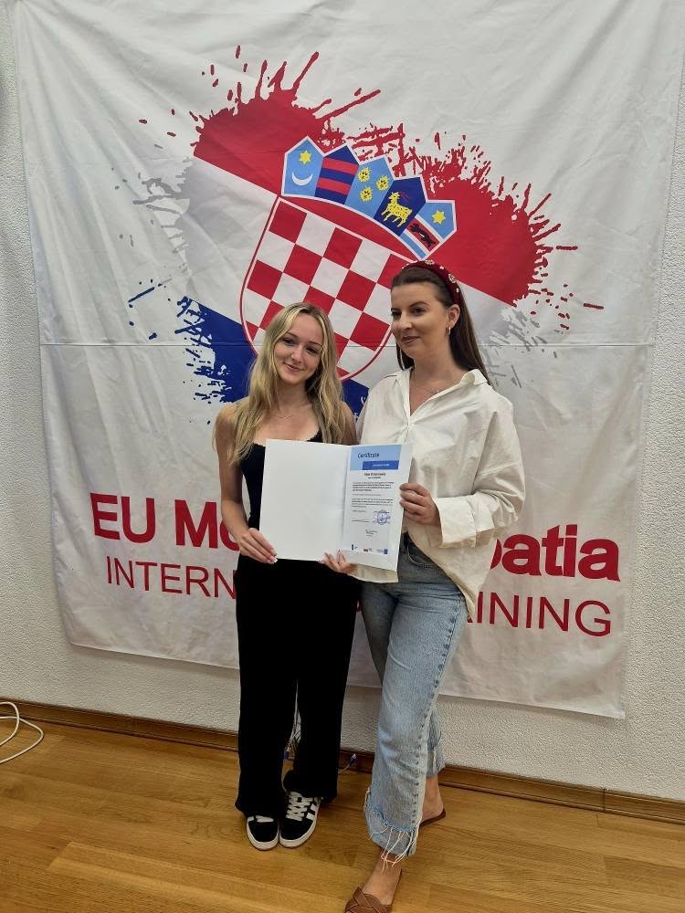 553248183_122158468442747927_7885045869884499226_n