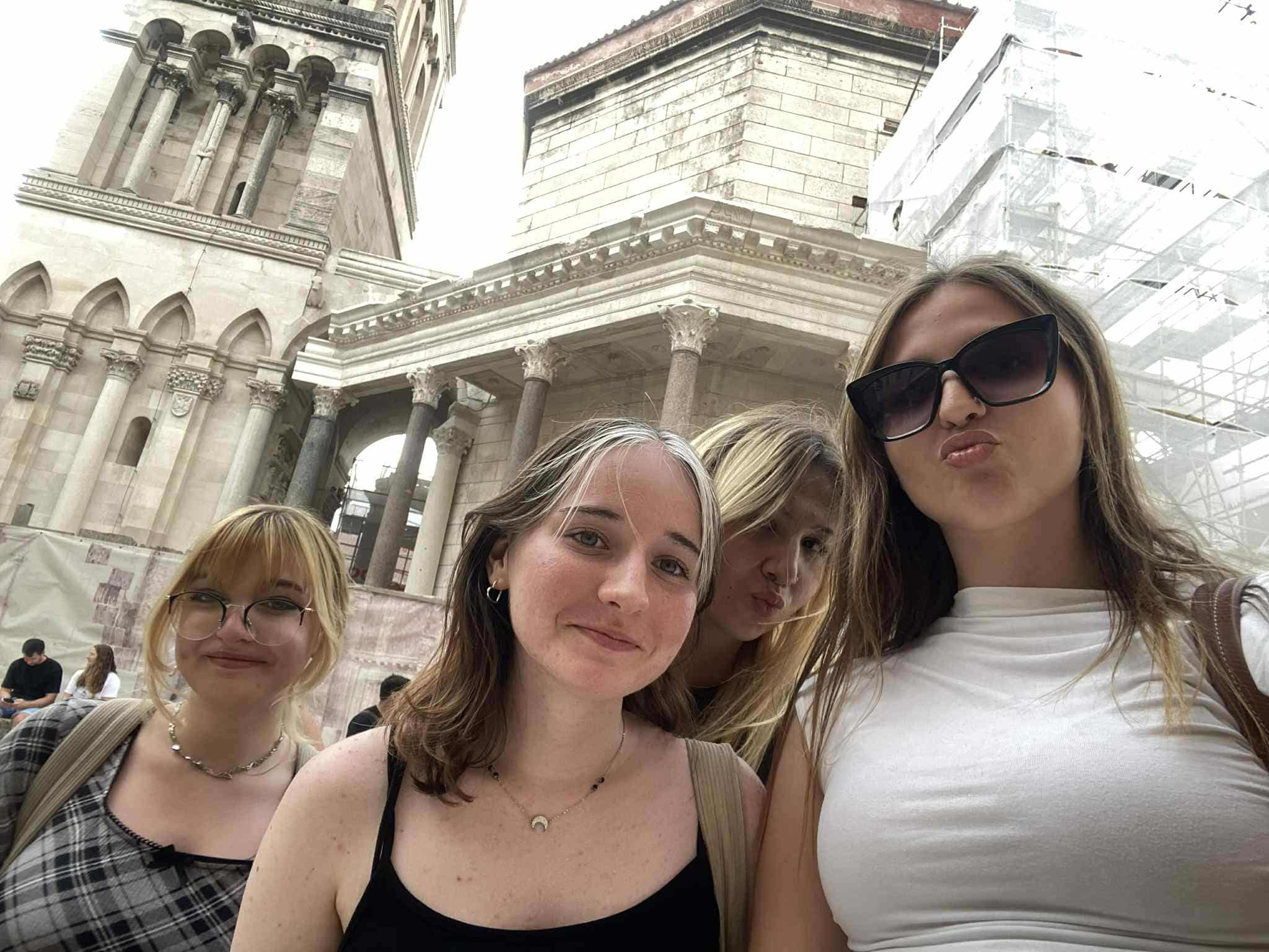 554104154_122157948506747927_6700749114443430271_n